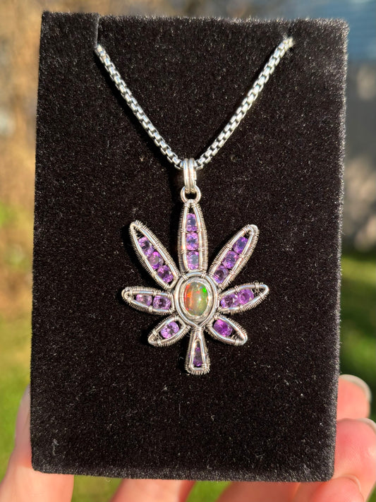 Cannabis Leaf Amulet (2)